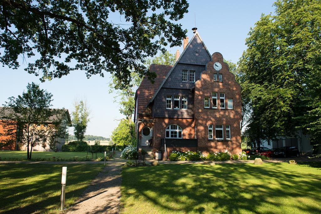 Hotel Gut Bardenhagen Exterior foto